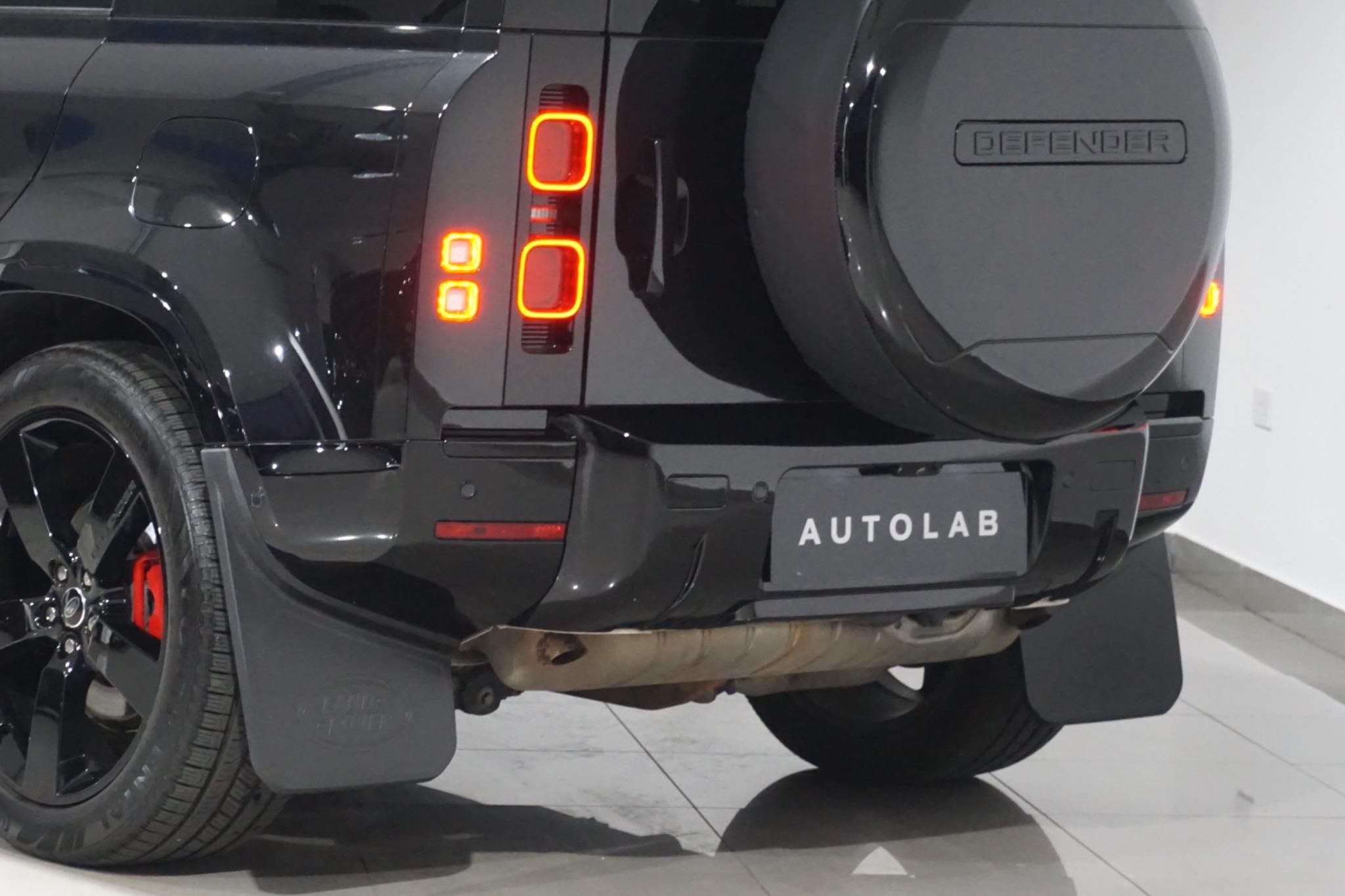 Land Rover Defender 110 2.0 P400e 15.4kWh XS Edition Auto 4WD Euro 6 (s/s) 5dr